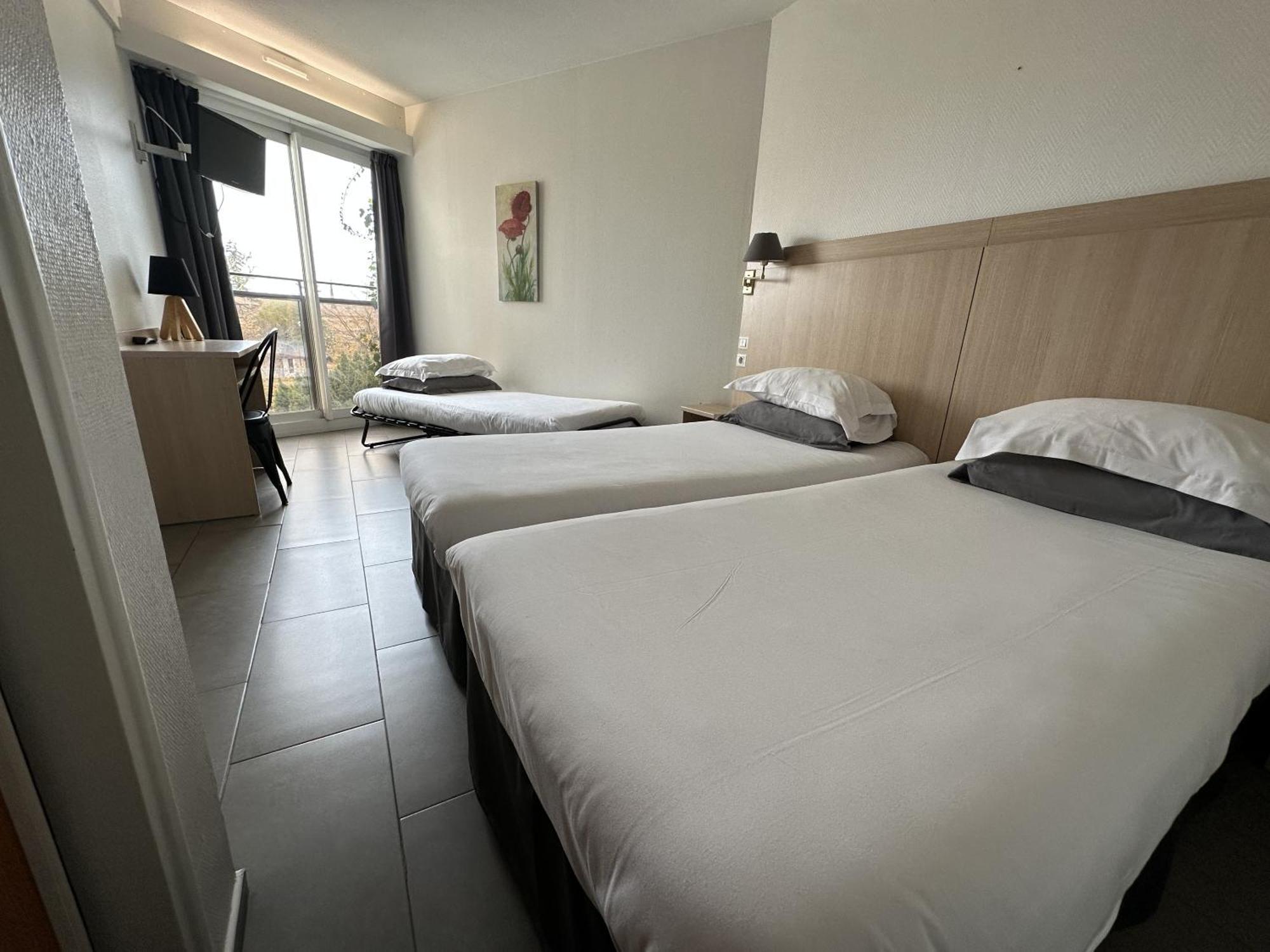Hotel Les Nevons LʼIsle-sur-la-Sorgue 객실 사진